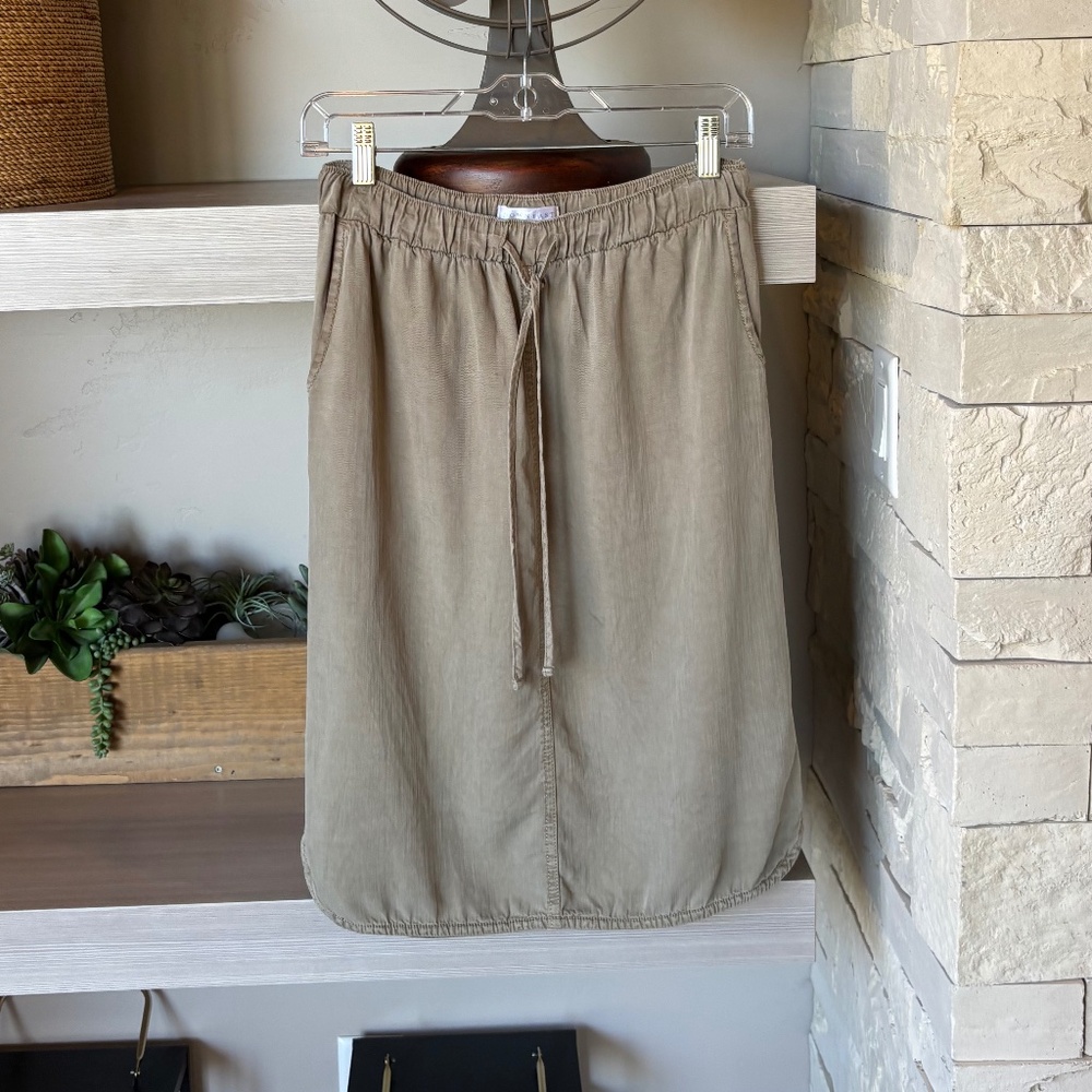 DownEast - Short Drawstring/Elastic Utility Skirt  with Pockets - Tan